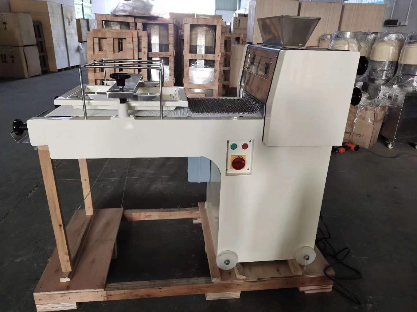 Machine à façonner la pâte à p - Toaster avis et prix